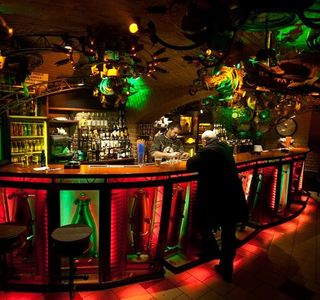 Cross Club