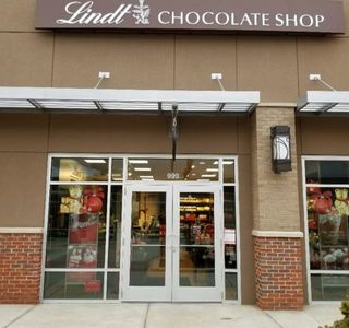 Lindt Chocolate Shop