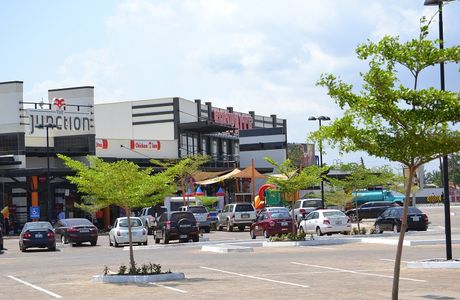 Junction Mall