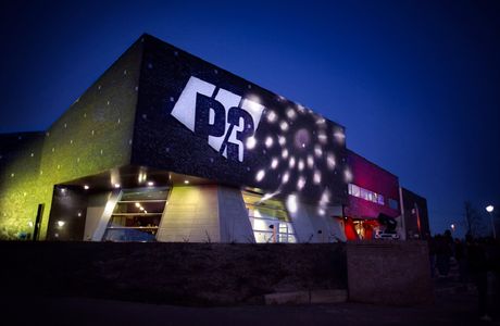 P3