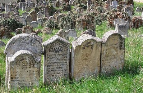 Old Jewish Cemetery