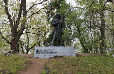 Monument to Kristjan Jaak Peterson