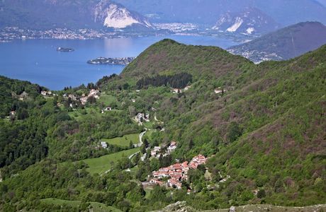 Monumento ai Caduti di Vararo