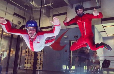 iFLY Indoor Skydiving - Chicago (Rosemont)