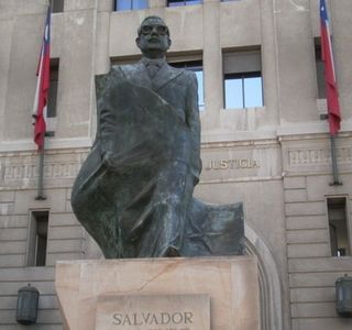 Square Salvador Allende