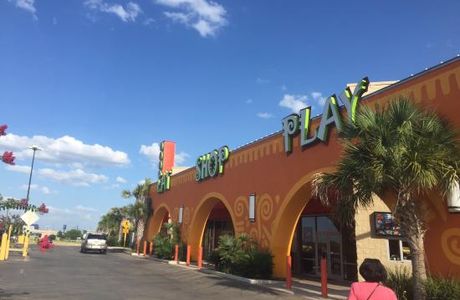 PicaPica Plaza