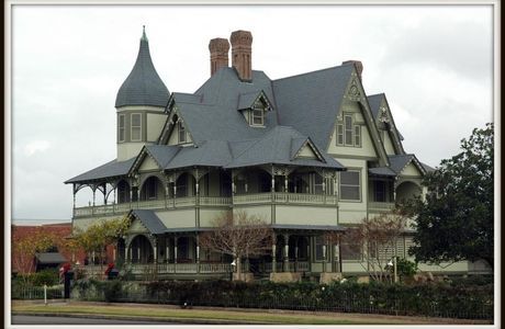 W.H. Stark House