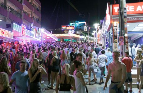 Coyote Ugly bar Magaluf
