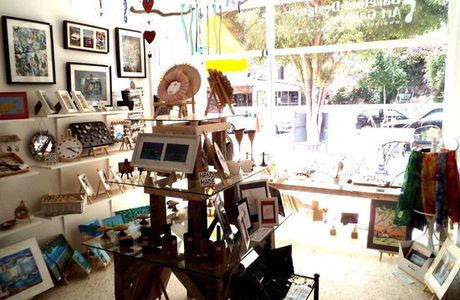 Barefoot Designs Art Gallery