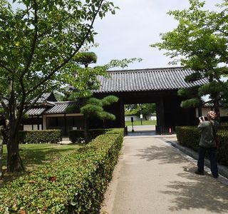 Kameyama Park (Marugame Castle)