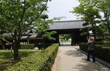 Kameyama Park (Marugame Castle)