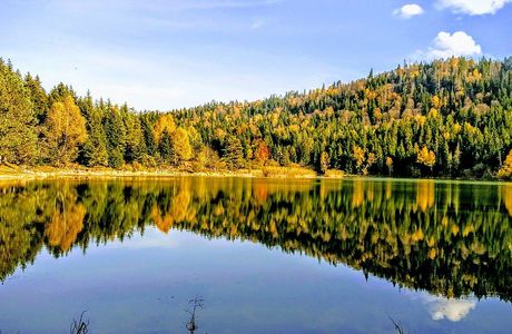 Kakhisi Lake