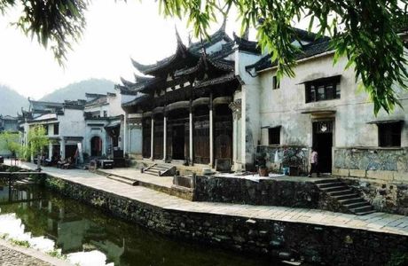 Longchuan Hu's Family Ancestral Hall