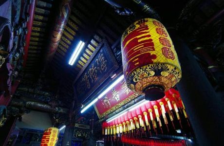 Fengyuan Tzu Chi Temple