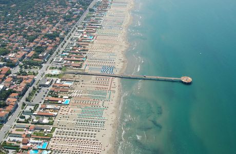 Pontile di Marina di Pietrasanta
