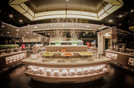 Lee Garden Plaza