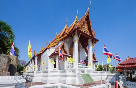 Wat Na Phra Men