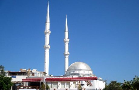 Turgutreis Merkez Cami