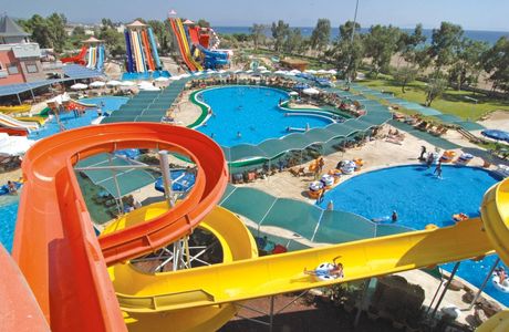 Yali Castle Aquapark