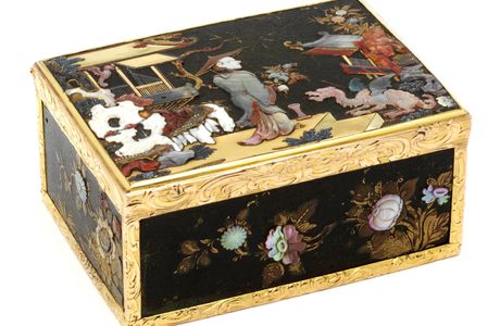 Museum Ore Research and the Earth Jewelry Box