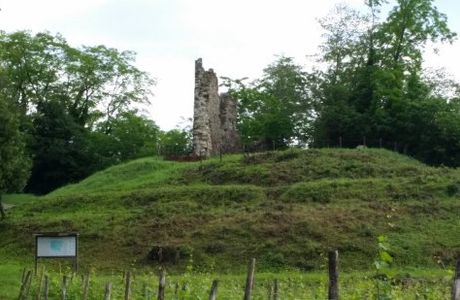Castello di Manzano