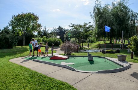 Dunes Mini Golf Park