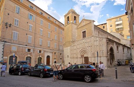 Chiesa di Santa Maria a Piazza