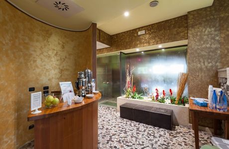 Hotel Lovere Resort Spa