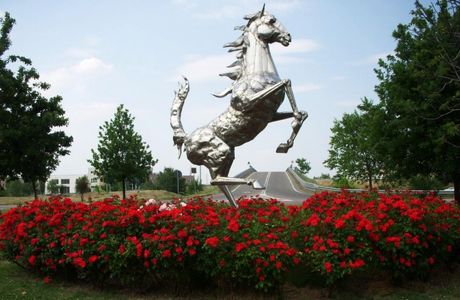 Monumento al Cavallino rampante
