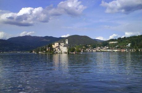 Lungolago di Pettenasco