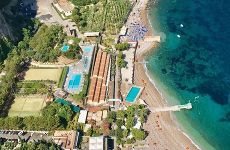 Le Axidie Beach & Pool