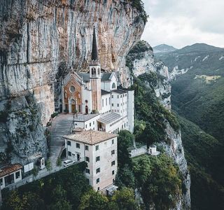 Santuario Madonna della Rocca