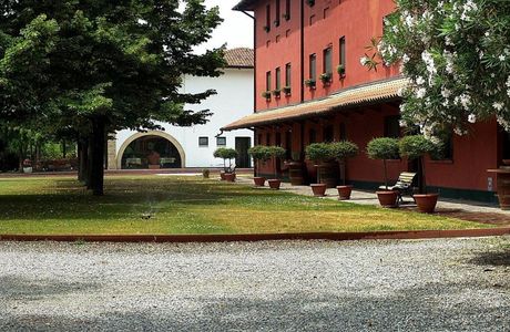 Vini & Agriturismo Isola Augusta