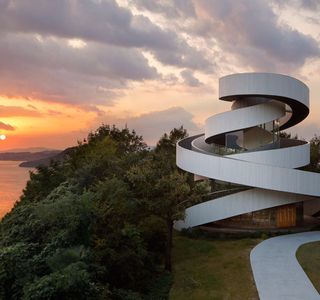 The Ribbon Chapel