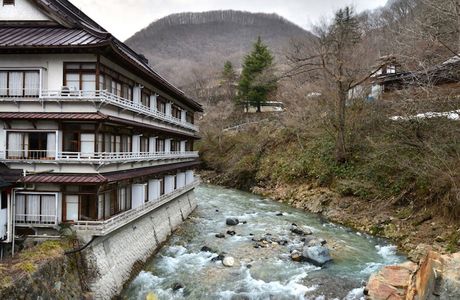 Kanayamasawa Onsen