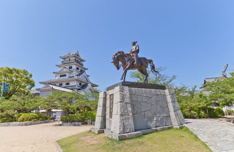 Todo Takatora Statue