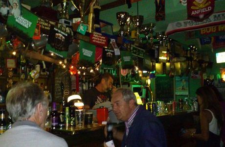 Simon's Pub