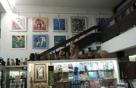 Yahong Art Gallery