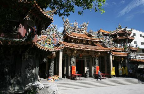 Touniou Kejia Wenhua Guan