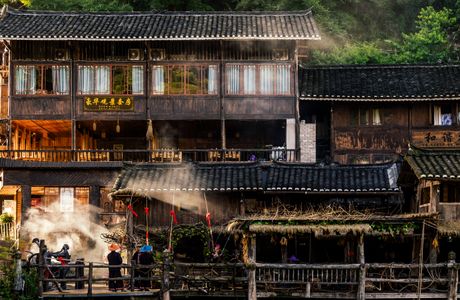 Yonglong Kaisnan Miao