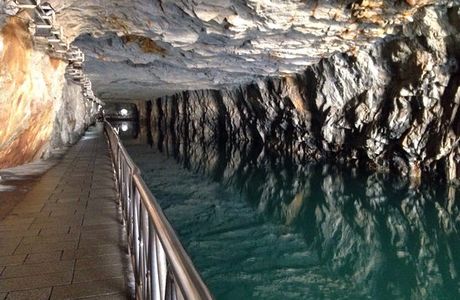 Zhaishan Tunnel
