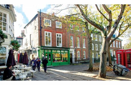 Danieli on the Green