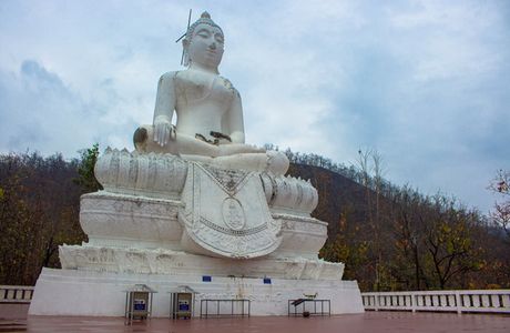 Wat Phra That Mae Yen