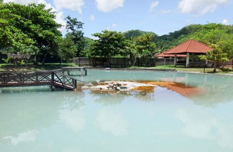 Pha Bong Hot Spring
