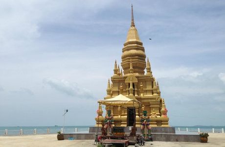 Pagoda Laem Sor Temple