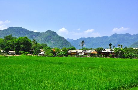 Lac Village