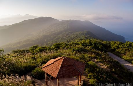 Son Tra Mountain (Monkey Mountain)