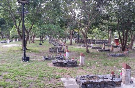 Hang Duong Cemetary