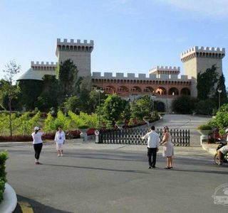 RD Wine Castle