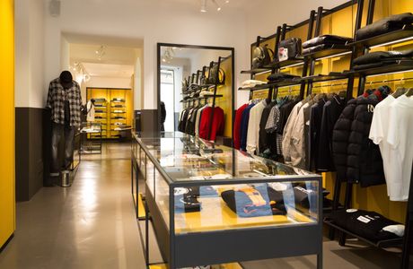 Negozio abbigliamento max mode